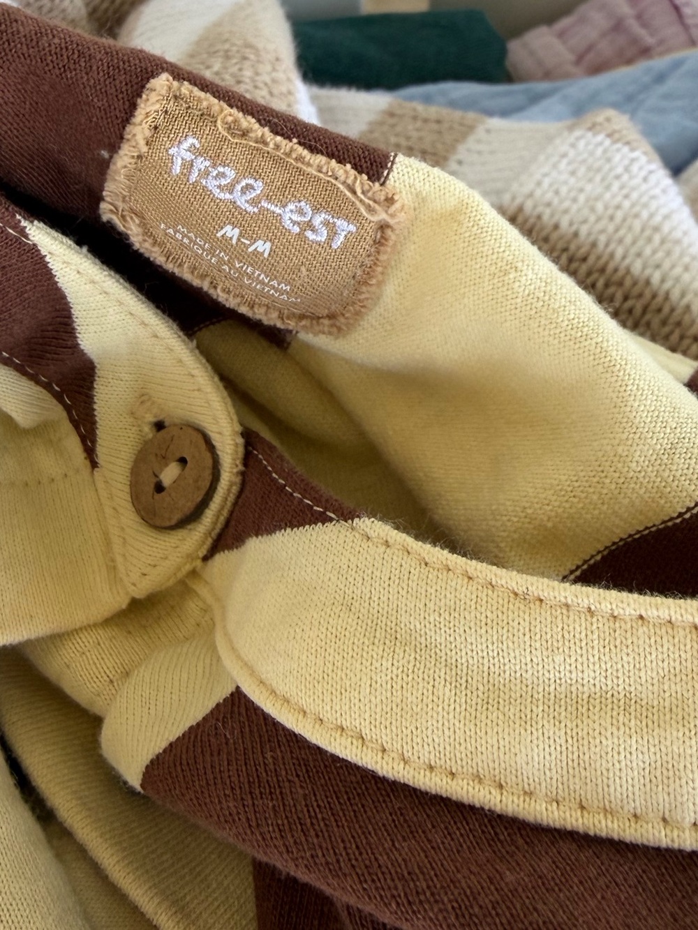 Free People free est striped cardigan sweatshirt sweater yellow brown top - Picture 4 of 4
